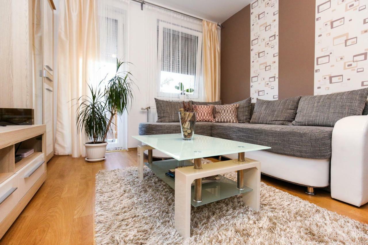 Welcome Apartman Subotica Eksteriør billede